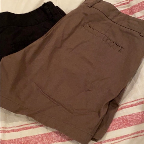 Black and Brown Inseam 5 inches shorts - Picture 2 of 7